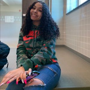 Meet your Posher, Italy